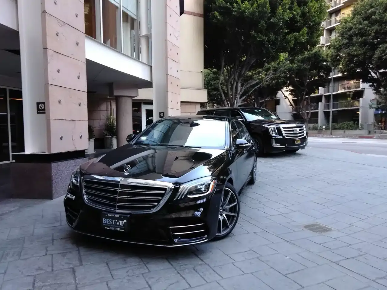 Executive car service for Dallas corporate clients